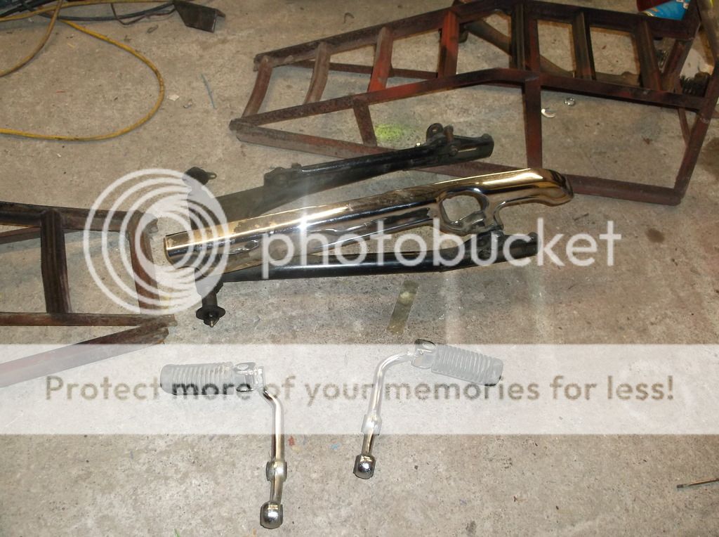 http://i468.photobucket.com/albums/rr41/spanners1964/XS650%20PARTS%20ETC%20002_zpshobmjyfi.jpg