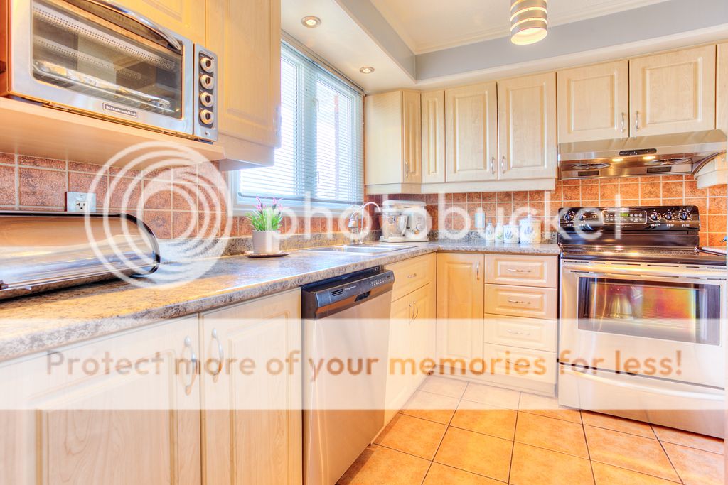 IMAGE: http://i468.photobucket.com/albums/rr48/janek777/IMG_2628_29_30_tonemapped_zps4b698d4c.jpg