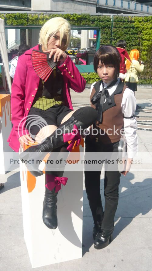 http://i468.photobucket.com/albums/rr49/Kobatochan-chu/P1210195.jpg