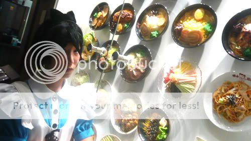 http://i468.photobucket.com/albums/rr49/Kobatochan-chu/P1210432.jpg